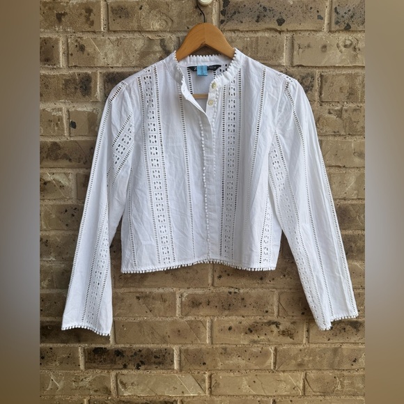 Zara White Eyelet Women's Top size Small - Picture 1 of 10